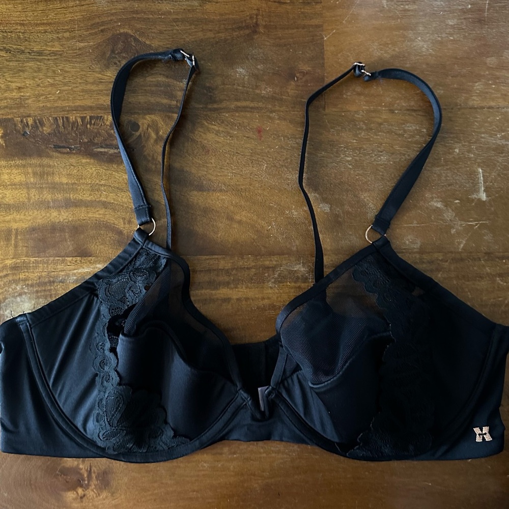 Savage X Fenty Black Underwire Lace Bra Size 40DD